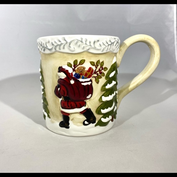 🎄Great gift!  Unused Santa mug in box. - Picture 2 of 15